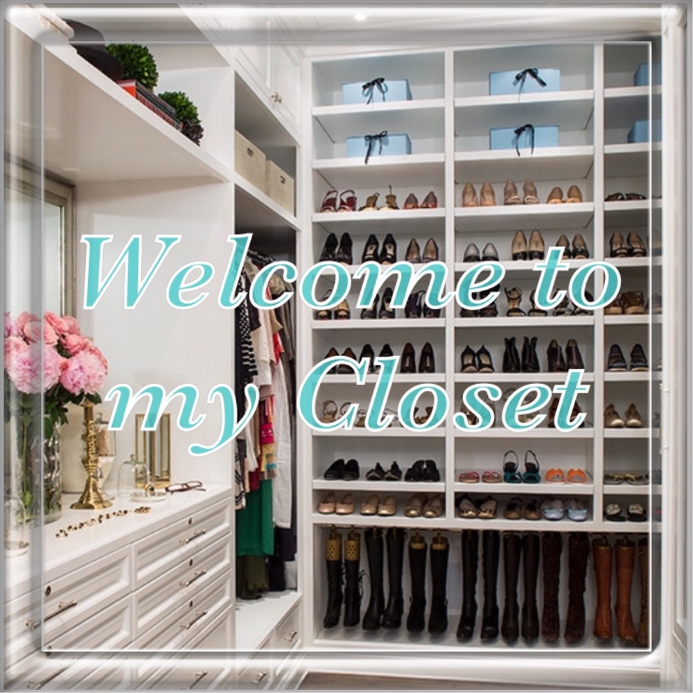 10% OFF BUNDLES - Bookmark seller